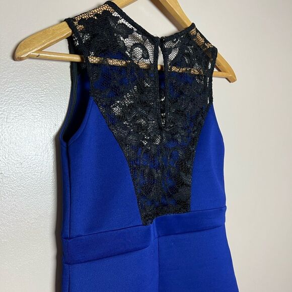 CLEARANCE! Bailey Blue Lace Front Bodycon/Sheath Dress Size L EUC - Picture 4 of 5